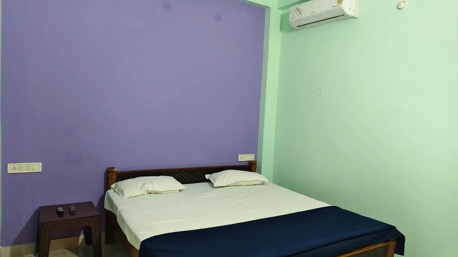 Mayur Paying Guest House Varanasi